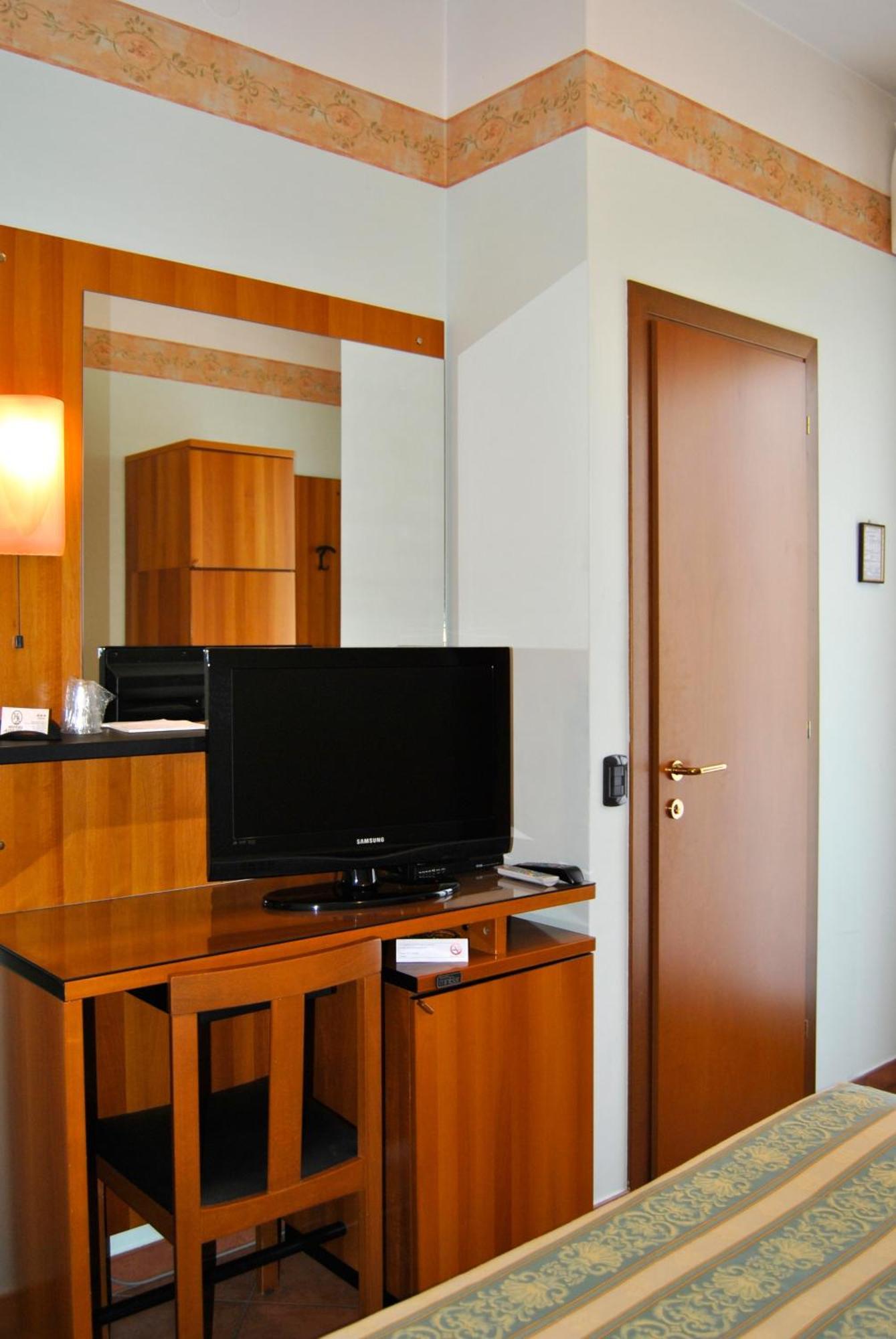 Hotel Aquila Castelfranco Emilia Habitación foto